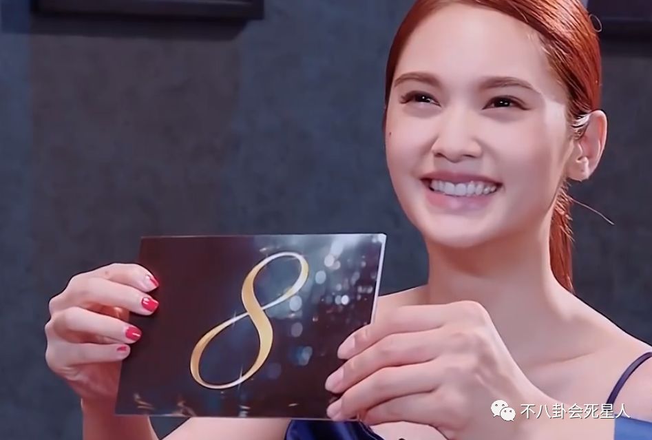 毛晓彤从被同情到被骂有心机，全因她对吴昕做错了这件事！