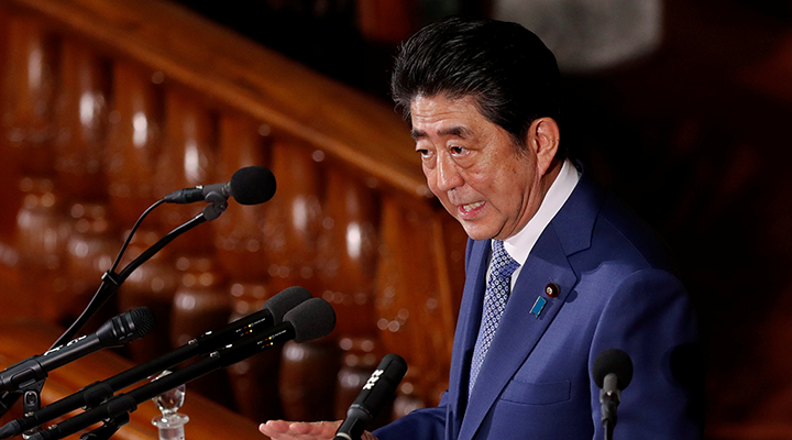 安倍晋三赴医院 官邸消息人士：为确保身体无恙的常规检查