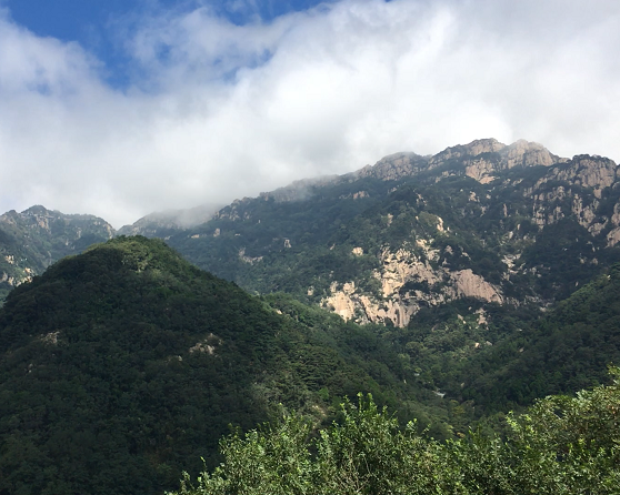 山东修订泰山保护条例 景区内捡拾带离山石最高罚款2万