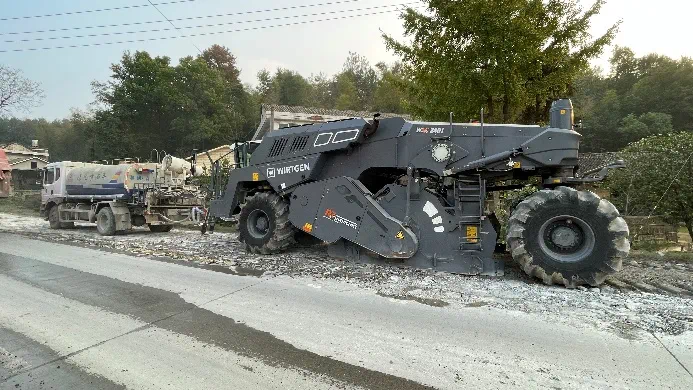 工地应用 | WRC 240i 混凝土板就地破碎利器---国内首秀“真香”