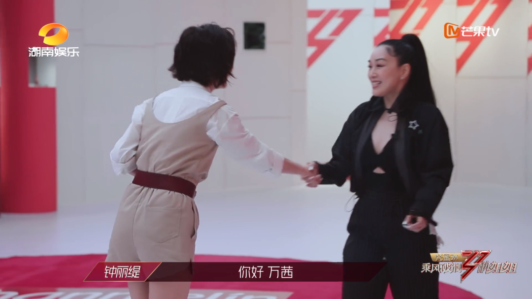 被全网嘲讽的黄圣依刘芸们