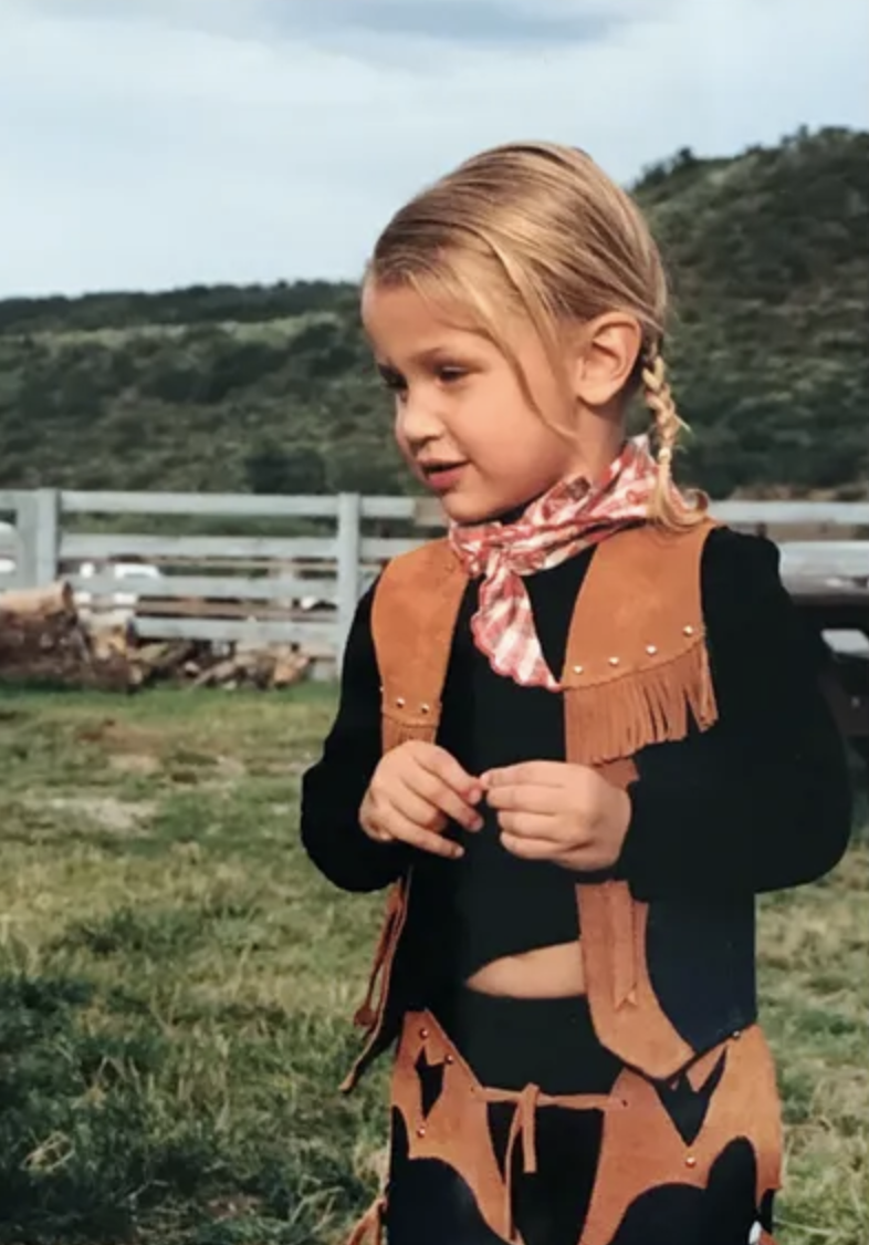 把一手烂牌打成王炸消失近半年的bella怎么了