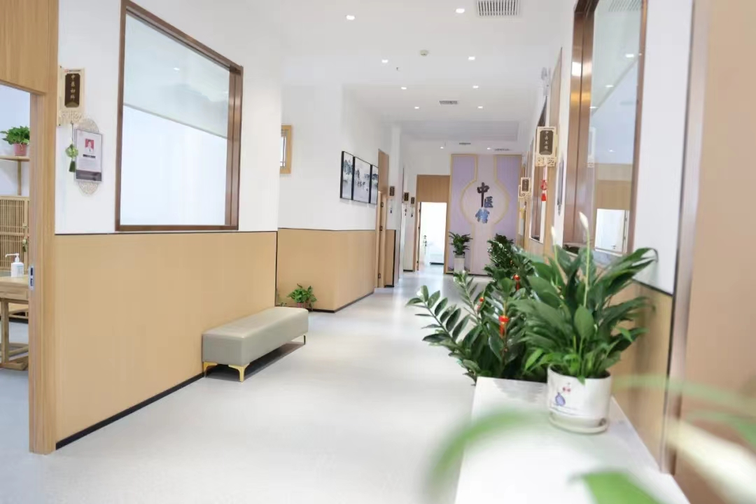 中药熏蒸床用什么药好洛阳市妇幼保健院中医馆专家坐诊时间来了_https://www.jmylbn.com_新闻资讯_第2张