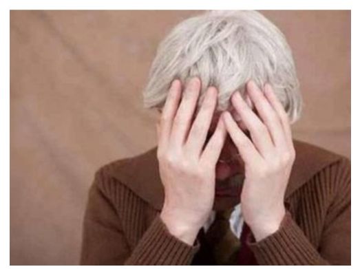 【预防白发】一个简单的动作，就能预防白发！