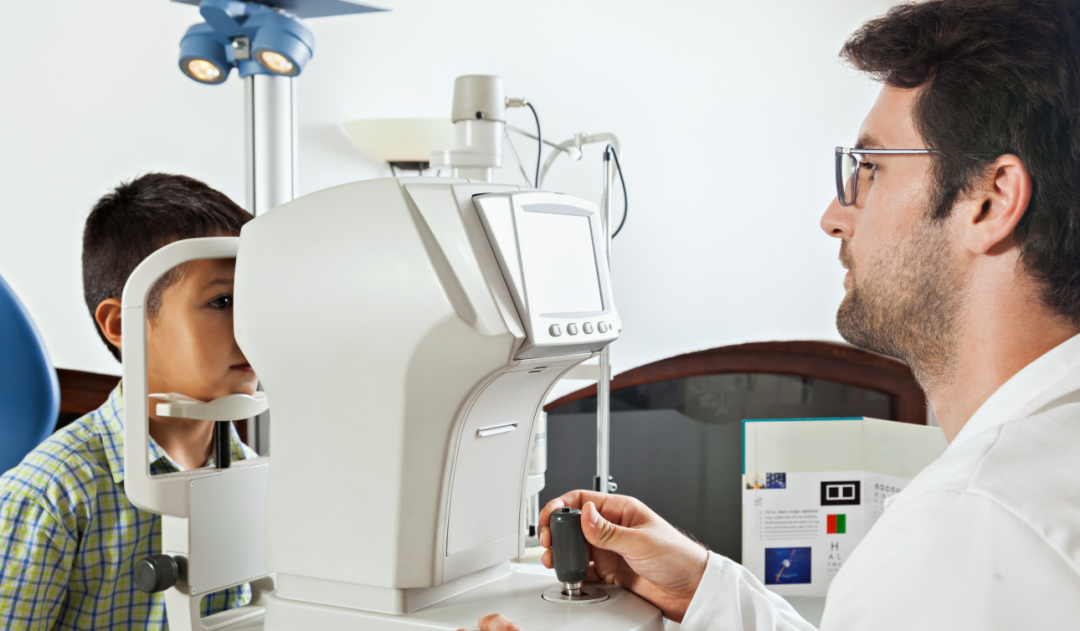 红光怎么治疗吗红光治疗（哺光仪）是近视克星吗？真的靠谱吗？_https://www.jmylbn.com_新闻资讯_第11张