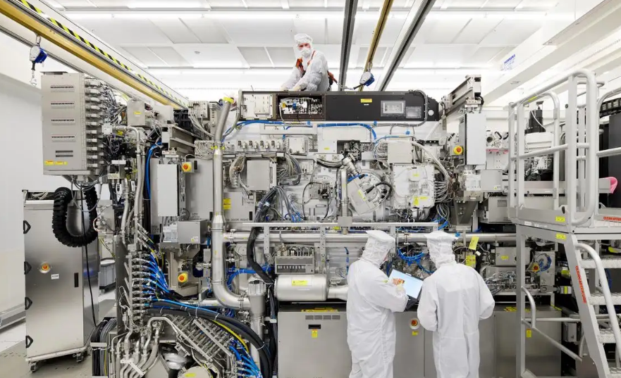 抛光机设备搬运移入移出捆包卸车-研磨机设备装卸搬运移入移出捆包