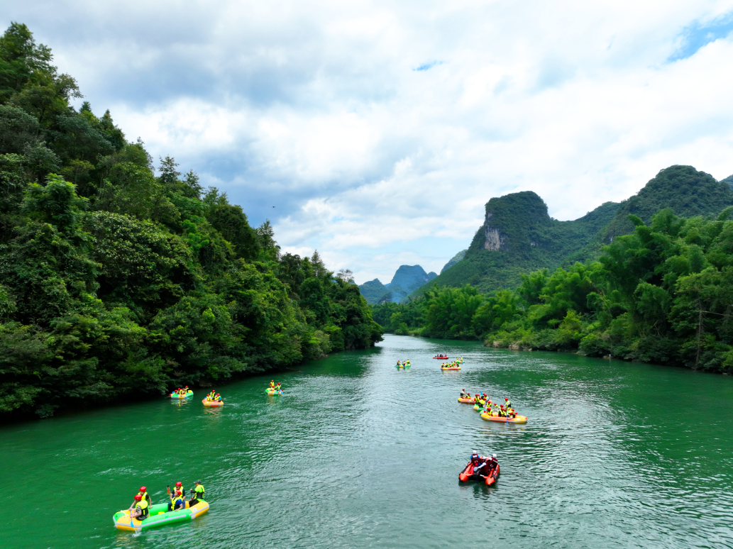 金城江区抢抓高铁新机遇引客入金促发展