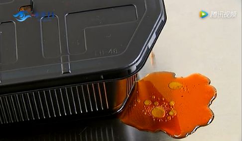 风靡国内的自热火锅，危害堪比炸弹