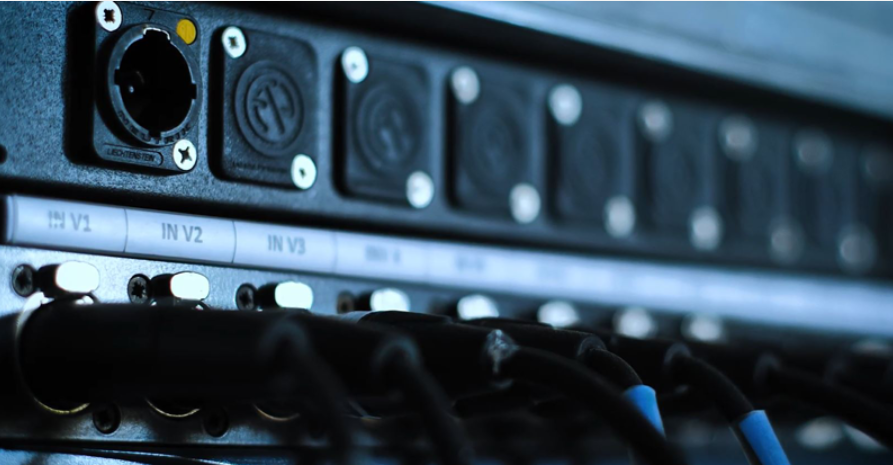 聆听巴黎圣母院的钟声的图6