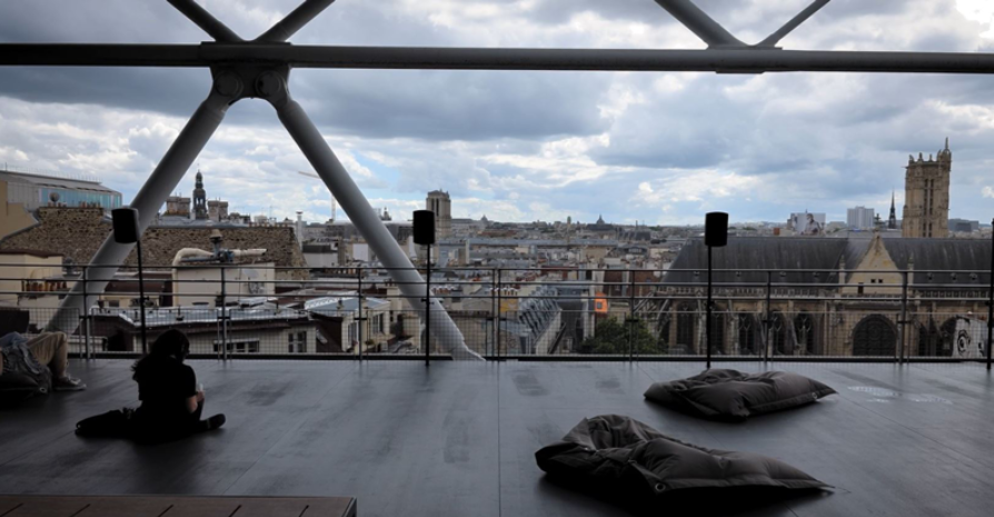 聆听巴黎圣母院的钟声的图5