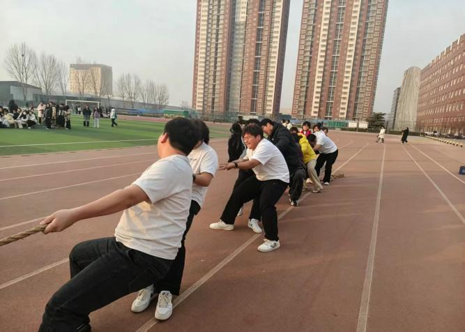 “趣”动逐风，“育”梦同行    教育学院趣味运动会圆满落幕！