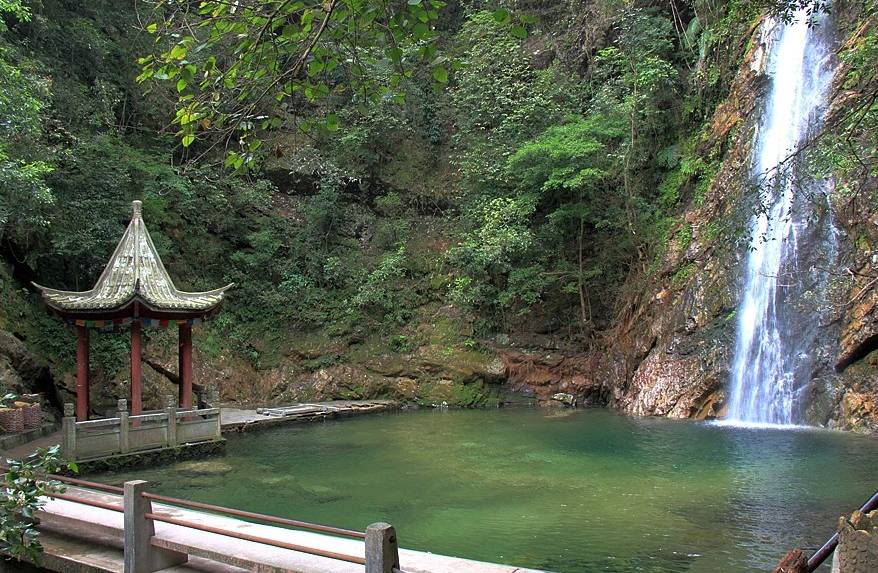 韶關雲門山玻璃橋遊玩,門票,交通,周邊2天1晚攻略都在這了!