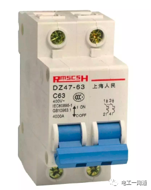 漏電開關(guān)和空氣開關(guān)，到底先裝哪個(gè)？太多電工老師傅都能裝錯(cuò)！的圖2
