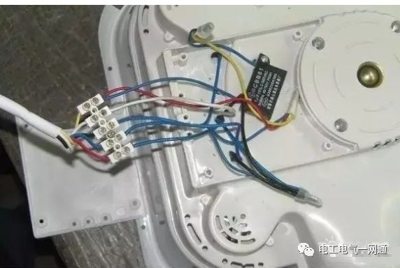 一線水電工分享浴霸開關接線的幾個步驟的圖7