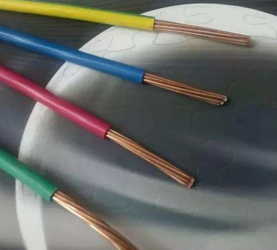 電工必備技能，如何辨別真假電線的圖1