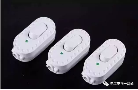 我們家把墻上電燈開關弄成這樣，來的人都說好玩！的圖11
