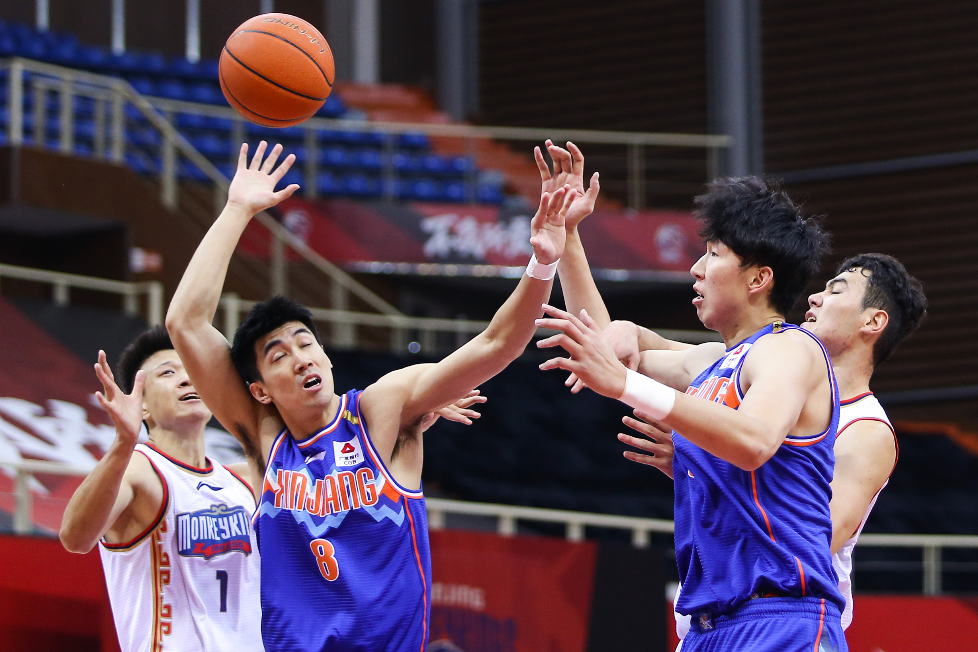 CBA战报：齐麟21分 西热力江22+7+14 新疆送同曦5连败