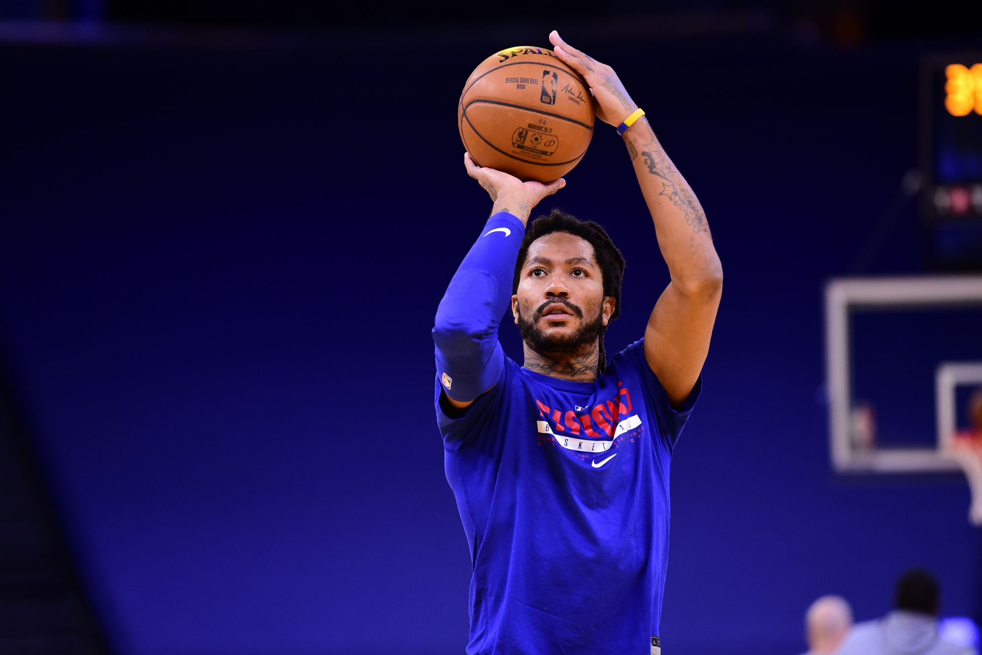 Shams：尼克斯送出丹尼斯-史密斯和次轮签 从活塞得到罗斯