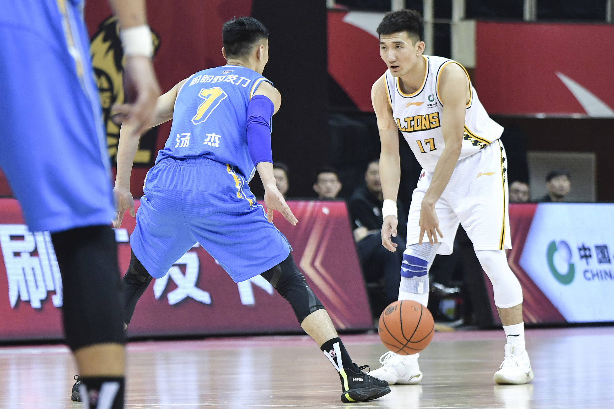 CBA战报：孙铭徽准三双，广厦大胜福建，送对手12连败