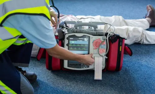 为什么一定要用除颤仪为什么要普及AED，AED和除颤仪有什么不同？_https://www.jmylbn.com_新闻资讯_第7张