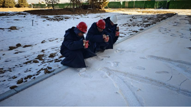 从“零”跨越,特发服务逐梦和林格尔“无人区” 从“零”跨越,特发服务逐梦和林格尔“无人区”