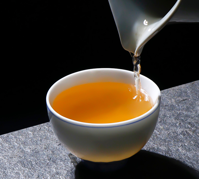 普洱生茶放久了就变成熟茶？