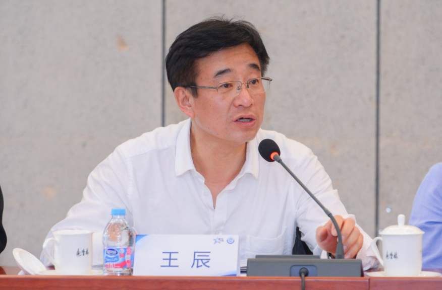 与钟南山齐名，两次连线白岩松：疫情中他说了8个字火遍全网（组图） - 19
