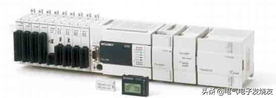 FX3uPLC型号及三菱PLC的分类的图1