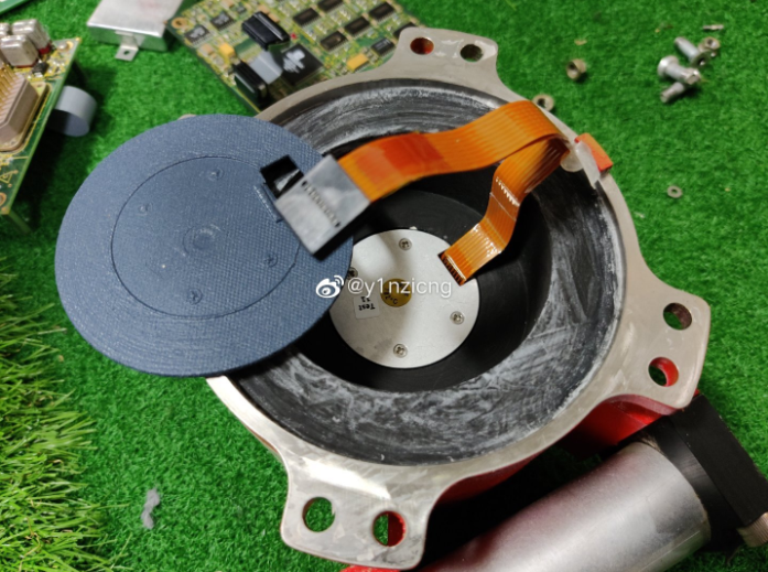 拆解神秘的飞机黑匣子，看看里面的PCB和元器件都长什么样?的图22