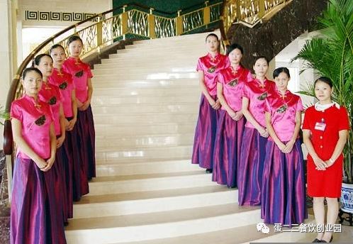 三招教你主动服务顾客 提升餐厅营业额!