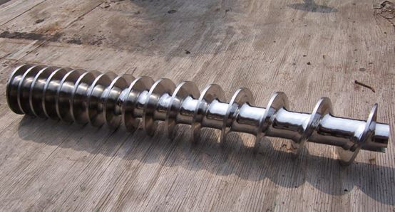 邹军：数控车床用宏程序加工变螺距螺纹的方法的图1