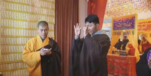 华晨宇再爆惊天大瓜！竟是为了掩盖这件事？1年了，是时候真相大白了（组图） - 22