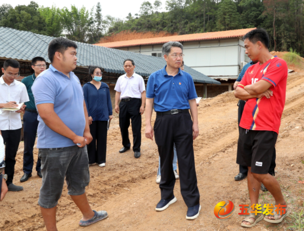 接到反饋後,五華縣委縣政府高度重視,縣委書記,縣長朱少輝對案件查處