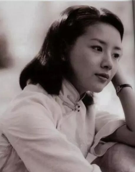 演技颜值被秦岚吊打？被骂毒蘑菇的她，还有机会翻身吗（组图） - 14