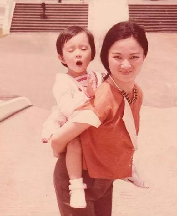 唯一的女儿被奸杀 她这辈子太苦 自由微信 Freewechat