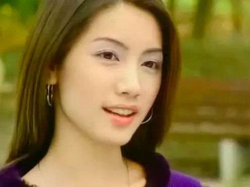 车震当红男星，17年疯狂劈腿14人，她把一手好牌打得稀巴烂！（组图） - 16