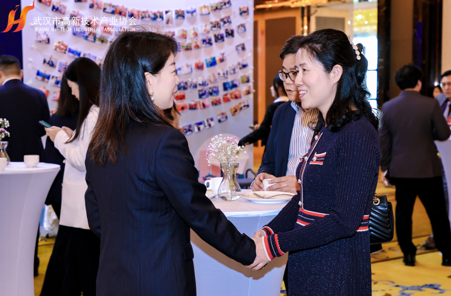 300余位理事、副会长齐聚一堂，探索“共生共荣”新发展！