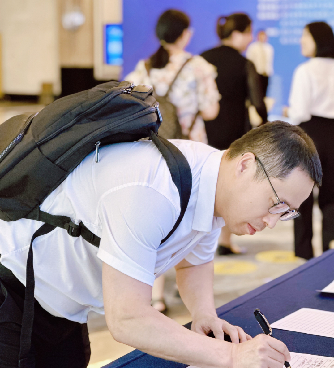 齐聚200多家企业，共建“小巨人之家”，专精特新企业能力提升工程启动