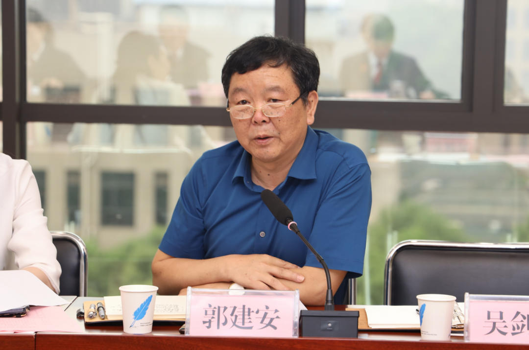 协会带领12家瞪羚企业向东湖高新区法院提出优化法治营商环境建议