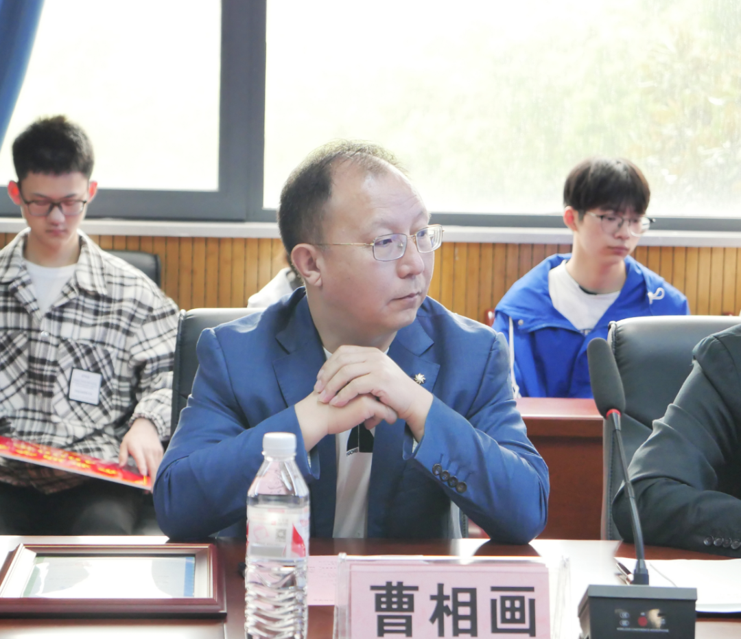 爱心涌动!“高协公益基金”携手5家高新技术企业走进湖北工业大学