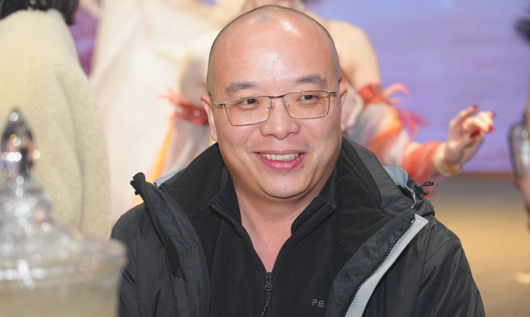 以欢笑融情，以共舞聚力 | 直击黄鹤之星独一无二的年终盛典