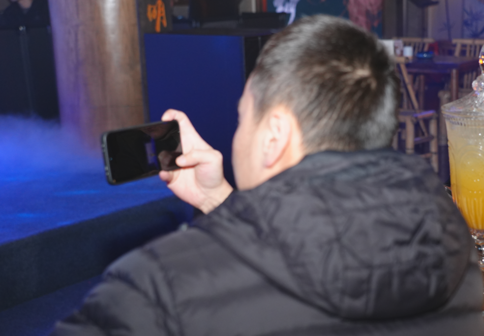 以欢笑融情，以共舞聚力 | 直击黄鹤之星独一无二的年终盛典