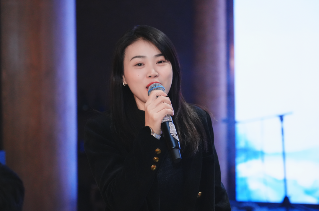 以欢笑融情，以共舞聚力 | 直击黄鹤之星独一无二的年终盛典