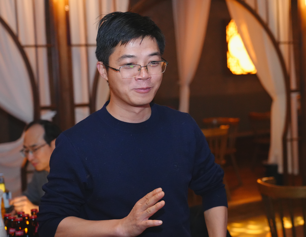 以欢笑融情，以共舞聚力 | 直击黄鹤之星独一无二的年终盛典