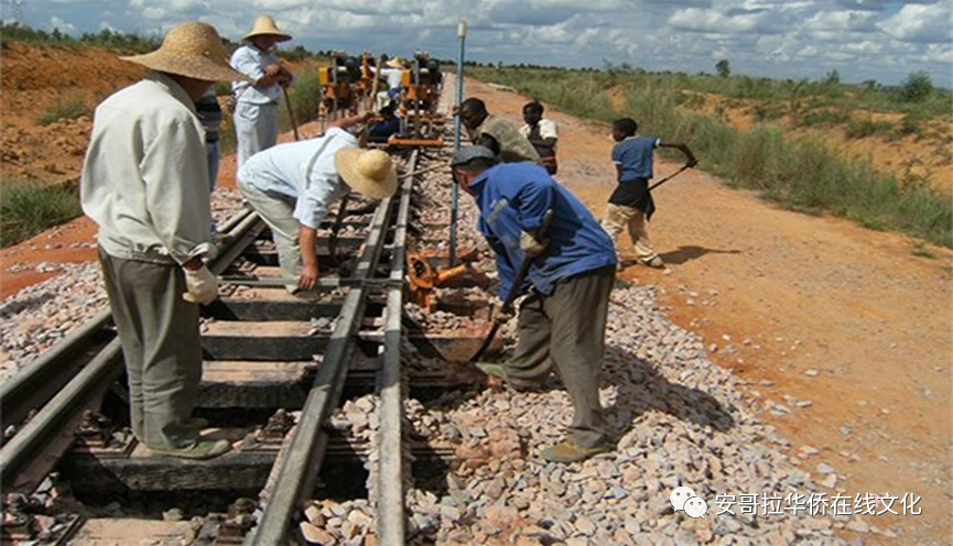 另据罗安达铁路公司证实,10号已经开始对事故现场的铁轨进行更换.