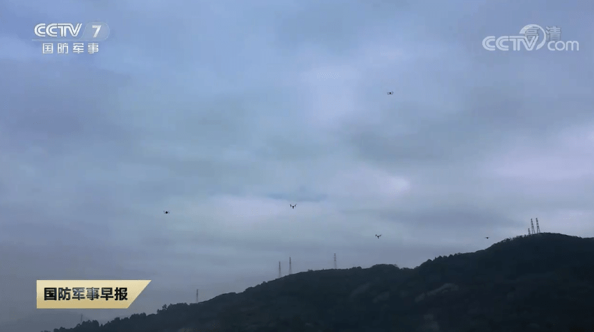 解放軍東南沿海奪島演習曝光新戰法：無人機蜂群率先出擊的圖7