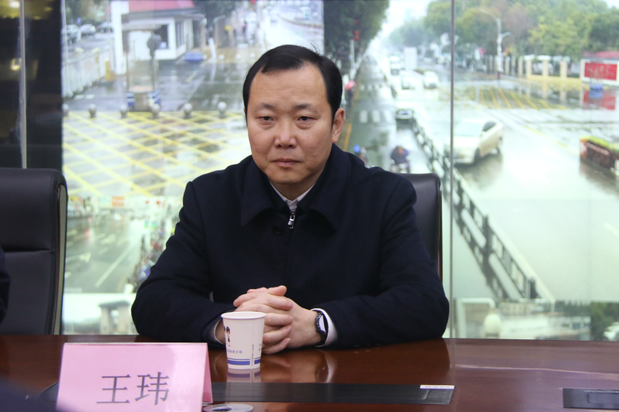 区委书记王玮深入分局调研指导区疫情防控指挥部大数据专班工作