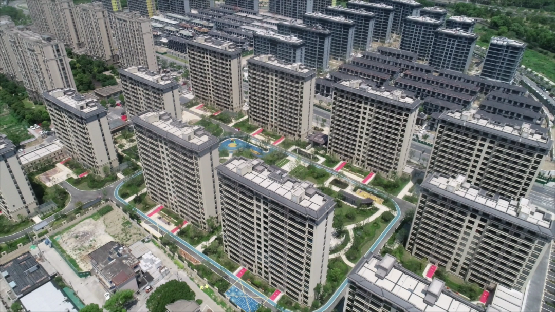 山语兰亭小区安置房工程,2019年7月开工建设,位于竦秀路南侧,康乐路西