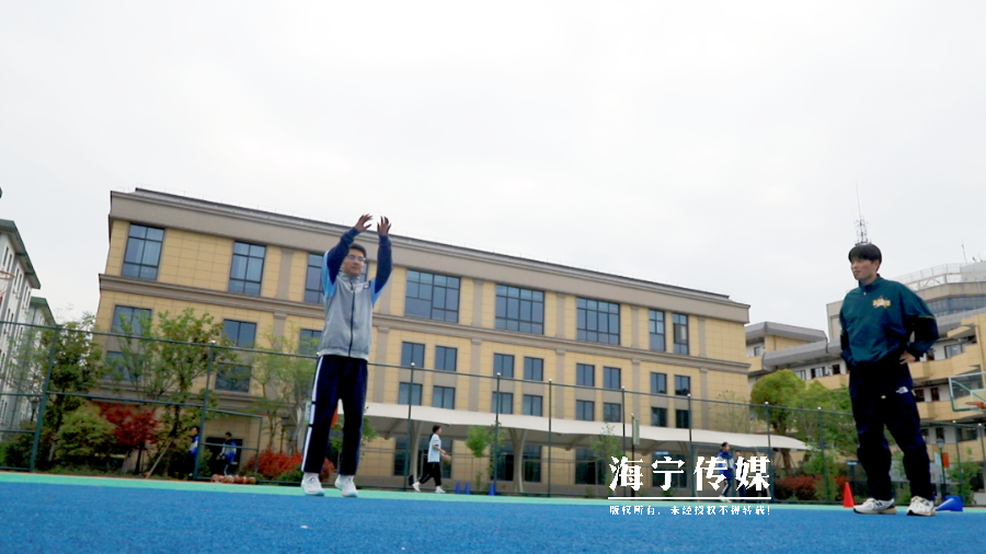 明星版本本日上線《匪墓條記》迎去海量禍利