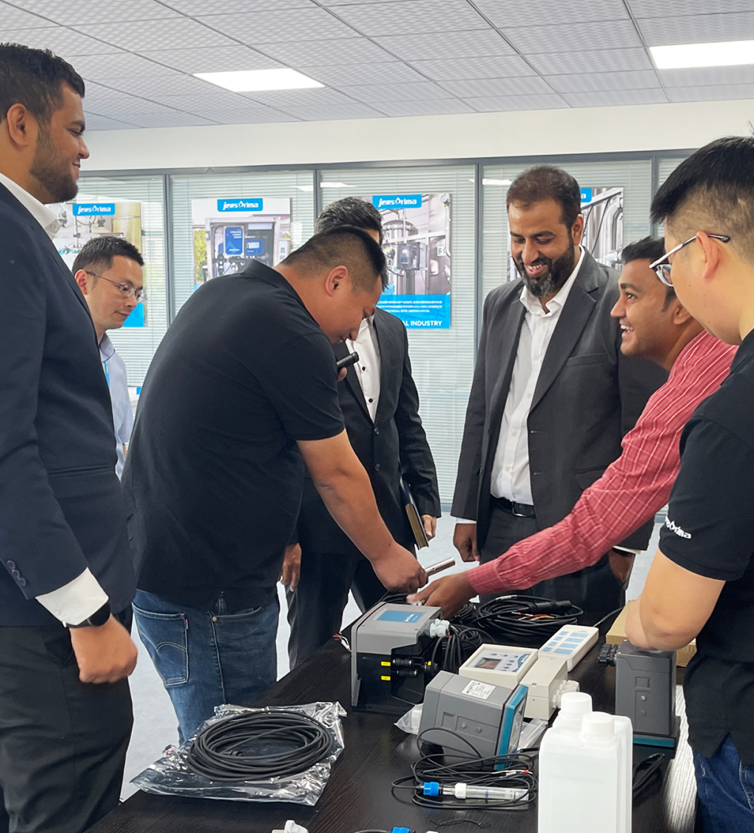 һӭͻݰٽͬ̽ˮʲԪչ